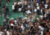 COM RELAÇÃO ÀS BRIGAS DE TORCIDAS